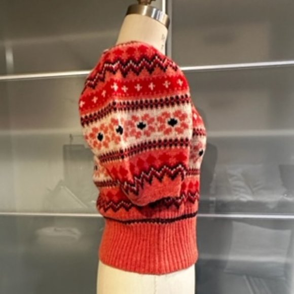 Adorable Puff Sleeve Sweater Sleeping on Snow / Anthropologie - Picture 6 of 6